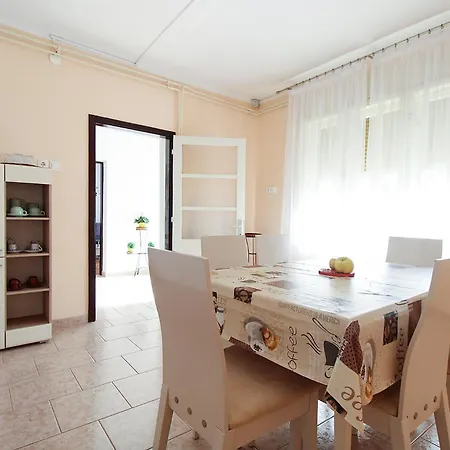 Branka 2411 Apartmán