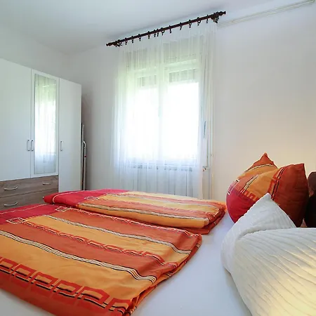 Branka 2411 Apartmán