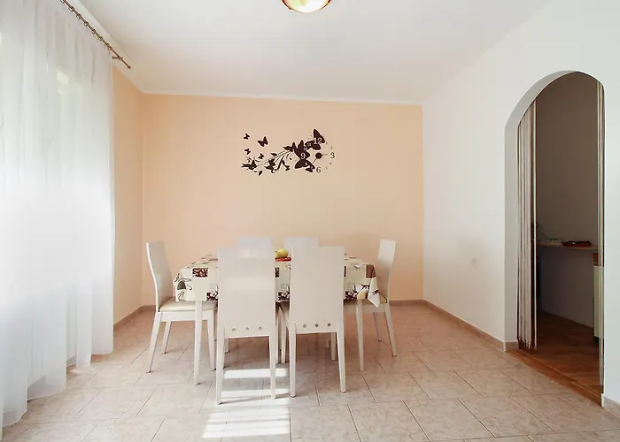 Branka 2411 Lägenhet *